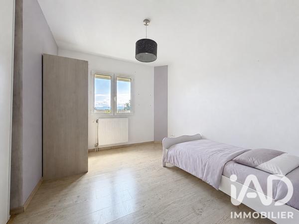 Maison à vendre 5 pièces 121,86 m² Mours-Saint-Eusèbe