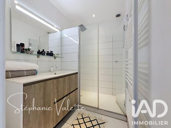 Maison à vendre 5 pièces 121,86 m² Mours-Saint-Eusèbe