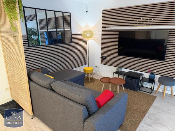 Appartement à louer 2 pièces 55.95m²