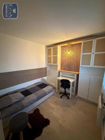 Appartement à louer 2 pièces 55.95m²