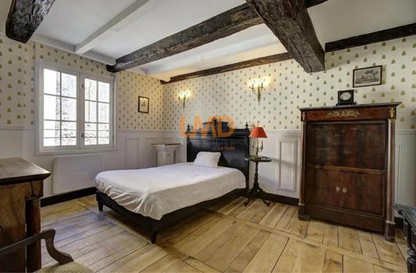 Hôtel particulier du 13ème siècle entièrement rénové