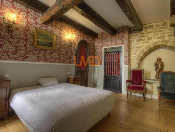 Hôtel particulier du 13ème siècle entièrement rénové