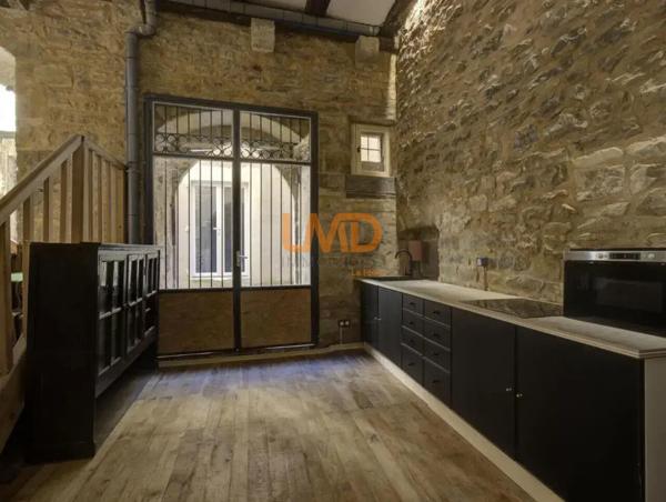 Hôtel particulier du 13ème siècle entièrement rénové