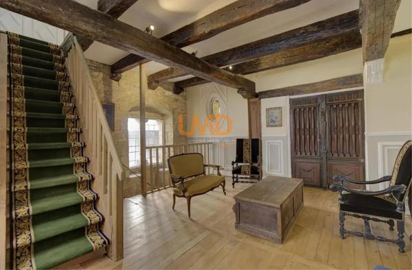 Hôtel particulier du 13ème siècle entièrement rénové