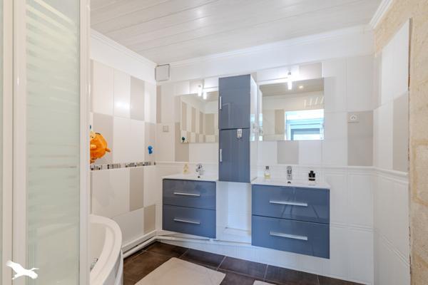 Maison à vendre |  Vayres |  5 pièces | 138 m²