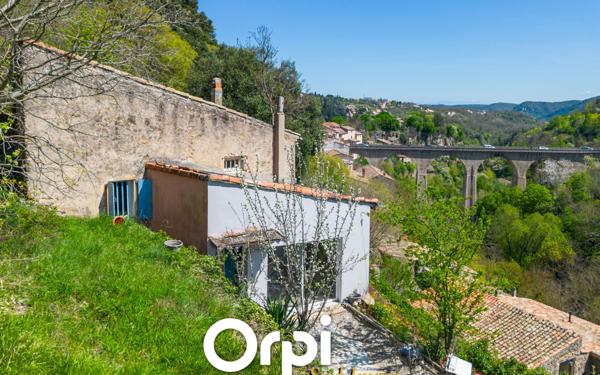 Maison à vendre    3 pièces •  Lyas