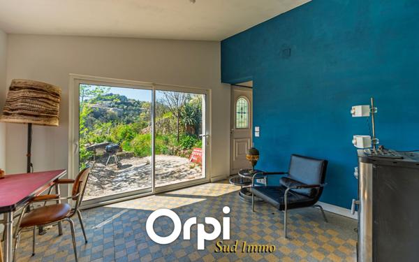 Maison à vendre    3 pièces •  Lyas