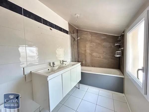 Maison à louer 4 pièces 80.48m² Nantes (44100)