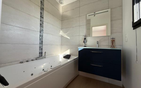 Maison à vendre    5 pièces •  Mérignies