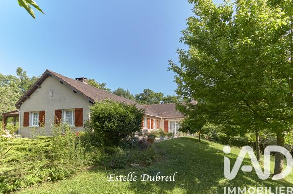 Maison à vendre 10 pièces 204 m² Thoiry