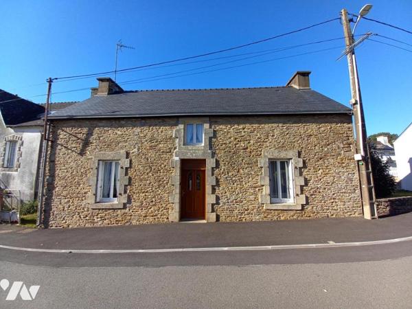 PLUVIGNER : MAISON EN PIERRE A RENOVER 