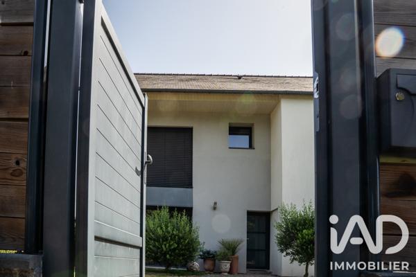 Maison à vendre 6 pièces 143,81 m² Thorigné-Fouillard