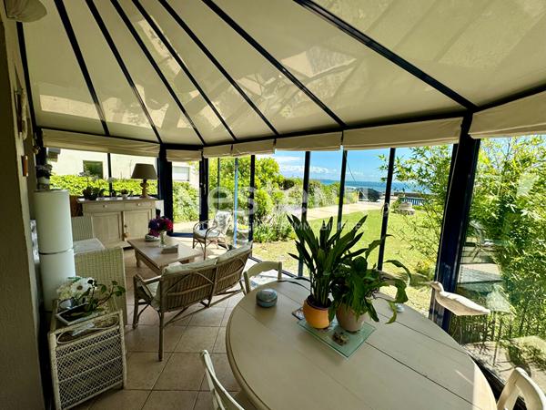 Coup de coeur ! Maison de 130m² avec vue imprenable sur l'océan.