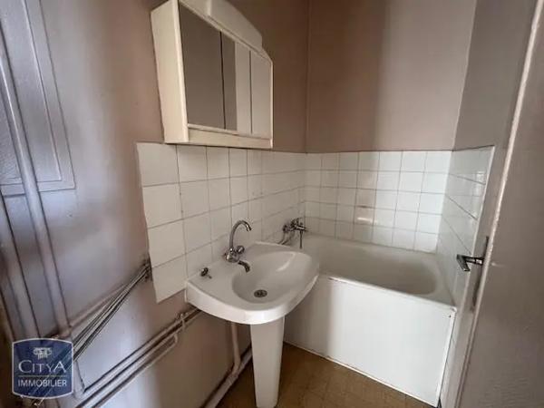Appartement à louer 2 pièces 46.04m² Nancy (54000)