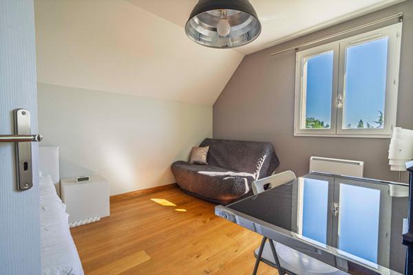 Maison Daix 7 pièce(s) 200 m2