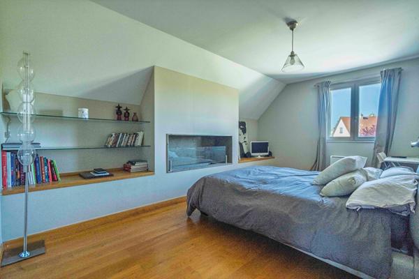 Maison Daix 7 pièce(s) 200 m2