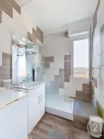 Appartement T4 à vendre  4 pièces - 56,66 m2 CLERMONT FERRAND - 63