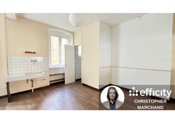 Immeuble
        
        - 135 m² 99 000 € *