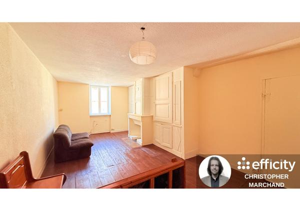 Immeuble
        
        - 135 m² 99 000 € *
