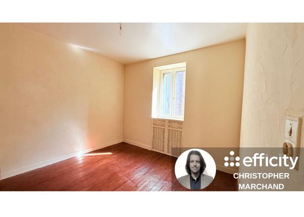 Immeuble
        
        - 135 m² 99 000 € *