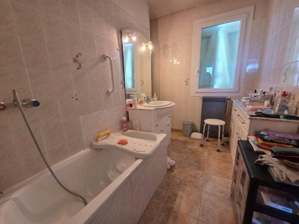 Maison à vendre |  Saint-Seurin-sur-l'Isle |  4 pièces | 95 m²