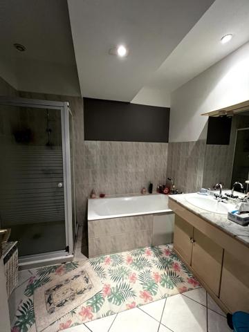 maison rénovée avec 2 appartements indépendants