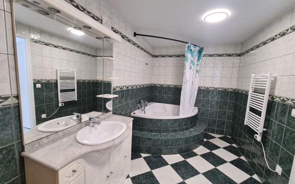 Appartement à louer    2 pièces • 48,77 m2 Ozoir-la-Ferrière
