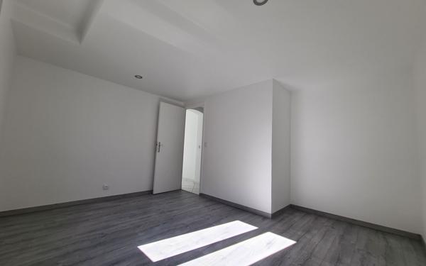 Appartement à louer    2 pièces • 48,77 m2 Ozoir-la-Ferrière