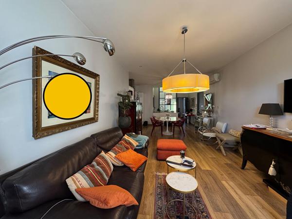 Coup de coeur assuré pour cet appartement type 2 rénové aux prestations de qualité