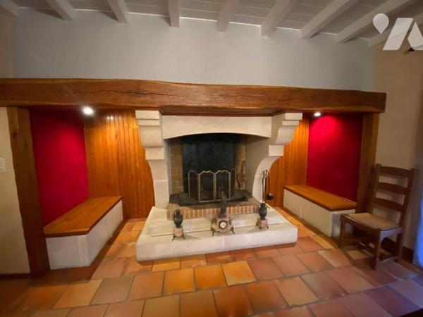 A VENDRE, Gironde, proche Bordeaux, LE PIAN MEDOC, quartier Feydieu, très calme, sur un terrain...