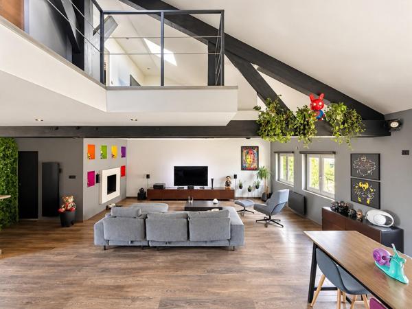 Loft spectaculaire au cœur de Bourg de Péage