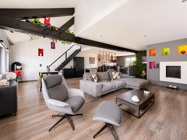 Loft spectaculaire au cœur de Bourg de Péage