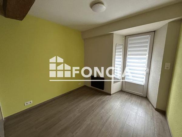 Location Appartement 3 pièces 60.2 m² - 28 ROUTE DE PARIS / COUR DES DAMES La Pacaudiere 42163