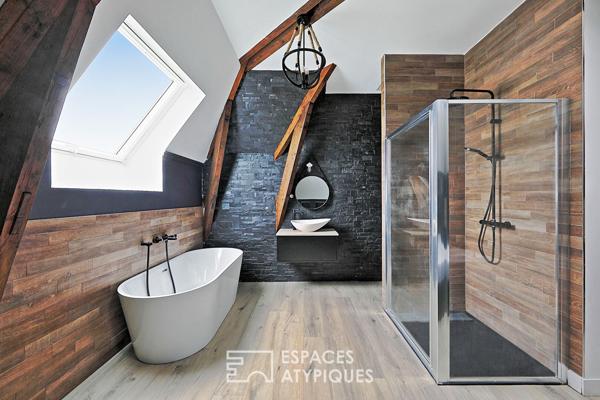 Duplex de caractère dans une meulière Art Nouveau