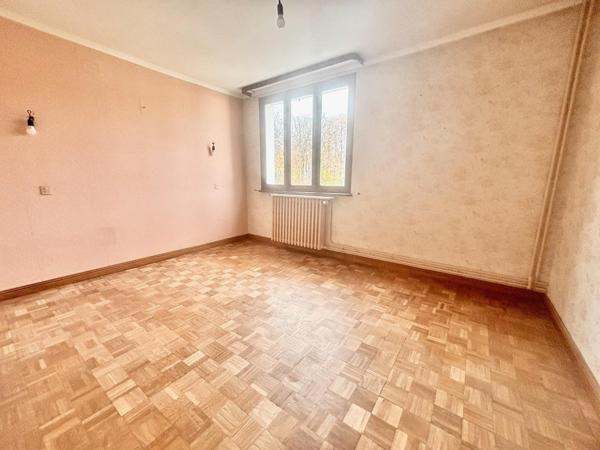 JOLIE MAISON JUMELÉE 106M2, CALME, SAINE, SPACIEUSE