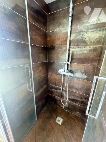 MAISON EN PIERRE DE CARACTÈRE ENTIÈREMENT RÉNOVÉE – CŒUR D'AUMONT-AUBRAC (LOZÈRE)