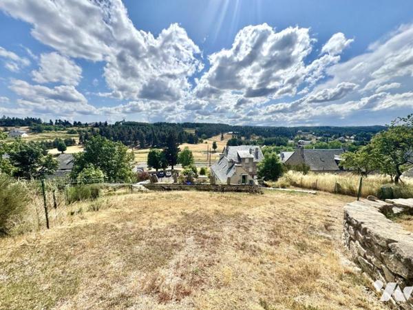 MAISON EN PIERRE DE CARACTÈRE ENTIÈREMENT RÉNOVÉE – CŒUR D'AUMONT-AUBRAC (LOZÈRE)