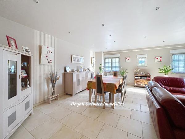 Boisgervilly (35360) Beaux volumes et dépendances – Maison de bourg 5p avec potentiel, 135 m² - (5 min Montauban de Bretagne 35360)