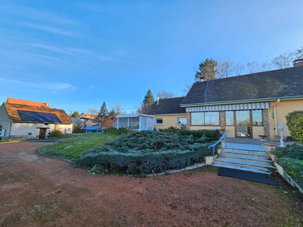 Maison 175 m² avec vie de plain pied Creuzier le Vieux avec grange
