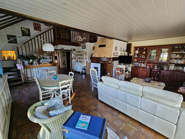 Maison 175 m² avec vie de plain pied Creuzier le Vieux avec grange