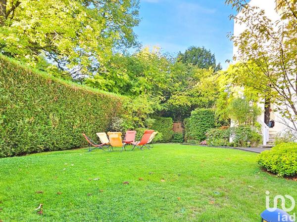 Maison à vendre 9 pièces 273 m² Garches