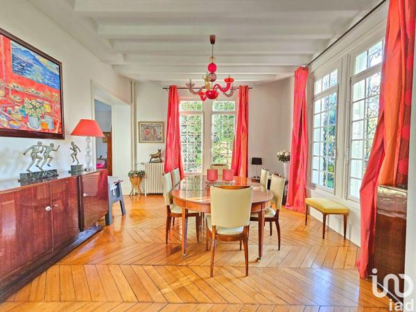 Maison à vendre 9 pièces 273 m² Garches