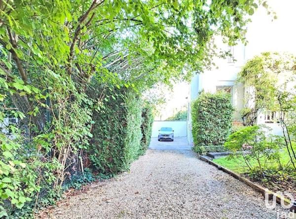Maison à vendre 9 pièces 273 m² Garches