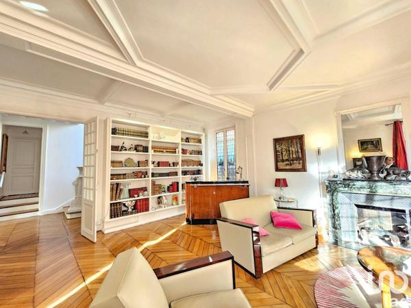 Maison à vendre 9 pièces 273 m² Garches