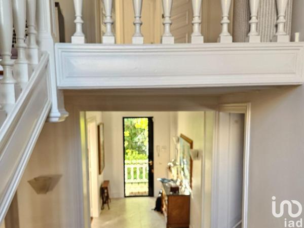 Maison à vendre 9 pièces 273 m² Garches