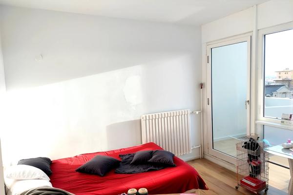 Appartement t5 dernier étage - terrasses - caves