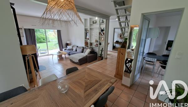 Maison à vendre 5 pièces 131 m² Saint-Étienne-de-Tulmont