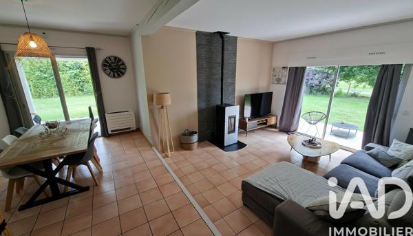 Maison à vendre 5 pièces 131 m² Saint-Étienne-de-Tulmont