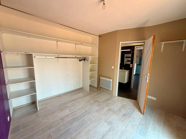 Maison contemporaine de plain-pied de 2014 Le confort clé en main !