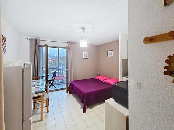 Studio en excellent état